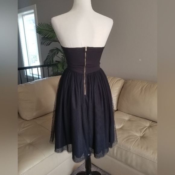 Lulu's navy dress - Picture 3 of 5